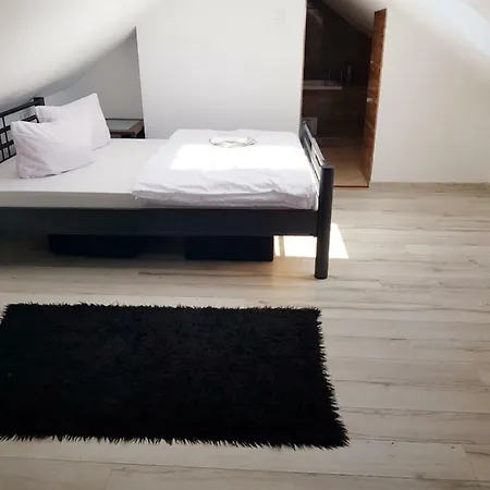 Apartament Przy Wiezy Свіноуйсьце Екстер'єр фото