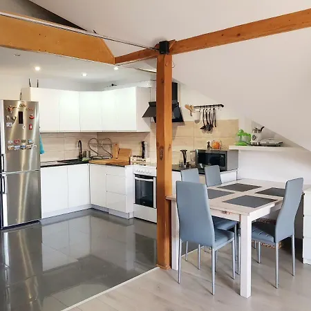Apartament Przy Wiezy Свіноуйсьце Екстер'єр фото